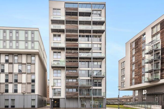 1 Bedroom Flat To Rent In Merryweather Place, London, SE10