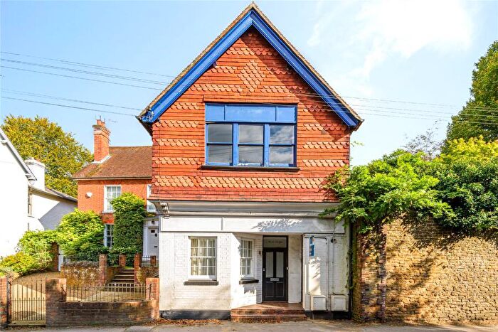 2 Bedroom Apartment To Rent In High Street, Bramley, GU5