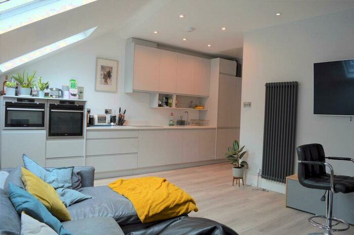 2 Bedroom Apartment To Rent In Cold Bath Road, Harrogate, HG2