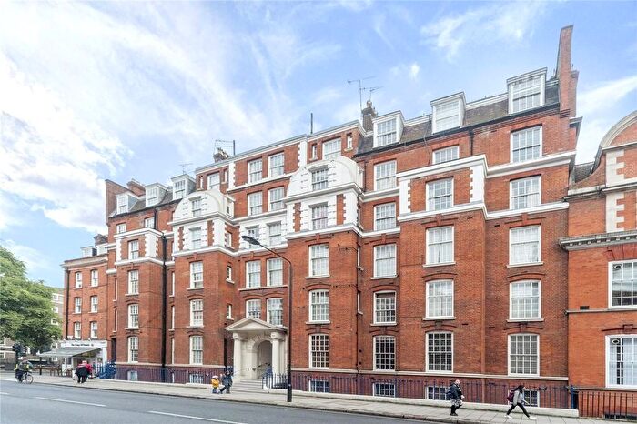 2 Bedroom Flat For Sale In Jenner House, Hunter Street, London, Greater London, WC1N