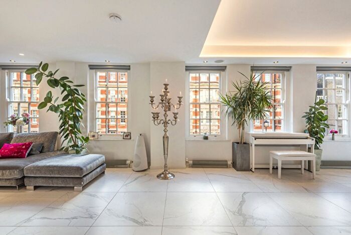 4 Bedroom Flat To Rent In Seymour Street, London, W2