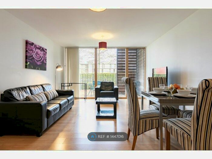 2 Bedroom Flat To Rent In Jasper House, Milton Keynes, MK9