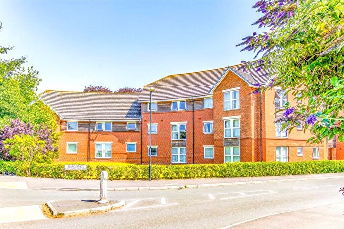 2 Bedroom Apartment To Rent In Chain Court, Old Town, Swindon, Wiltshire, SN1
