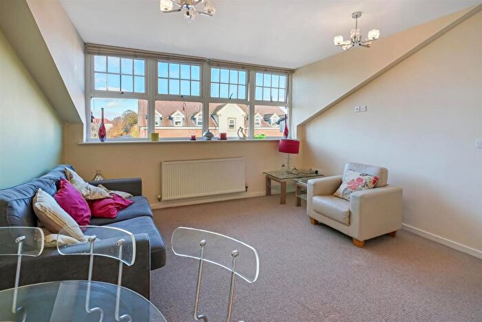 2 Bedroom Apartment For Sale In Greenhills, Cleveland Terrace, Darlington, DL3