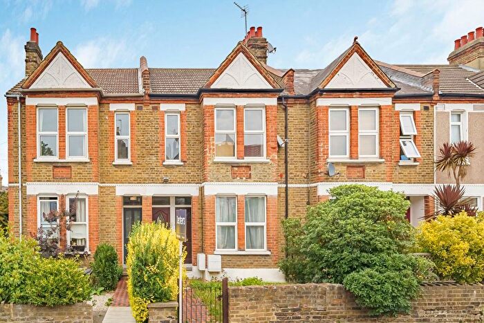 2 Bedroom Maisonette To Rent In George Lane, Lewisham, SE13