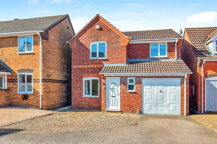 3 Bedroom Detached House For Sale In Sorrel Close, Stamford, PE9