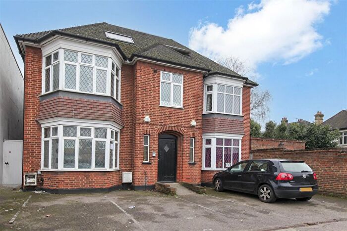 1 Bedroom Flat For Sale In Crantock Road, London, SE6