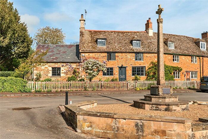 3 Bedroom End Of Terrace House For Sale In Chapel Street, Belton In Rutland, Oakham, Rutland, LE15