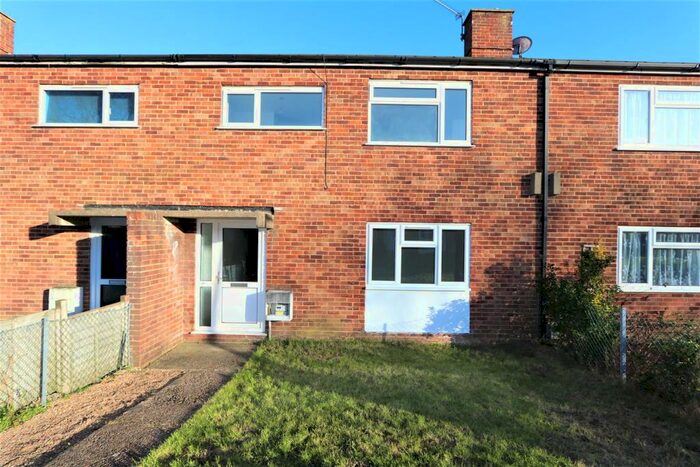 3 Bedroom Terraced House To Rent In Bayham Road, Hailsham, BN27