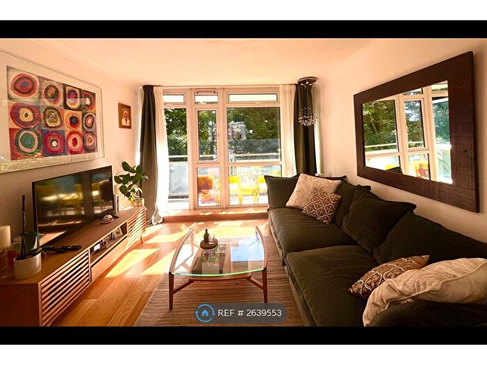 1 Bedroom Flat To Rent In Winterfold Close, London, SW19