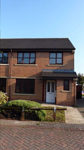 3 Bedroom Semi-Detached House To Rent In Foxton Gardens, Morley, Leeds, West Yorkshire, LS27