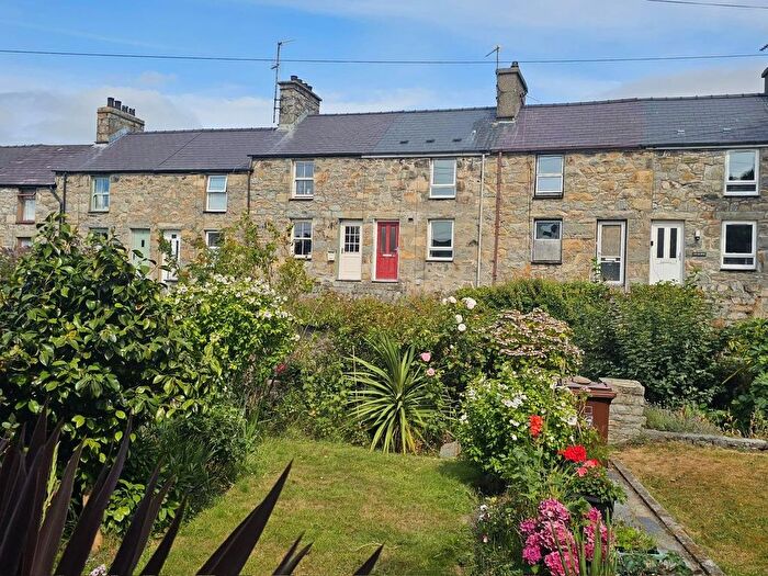 2 Bedroom Terraced House For Sale In New Street, Trefor, LL54
