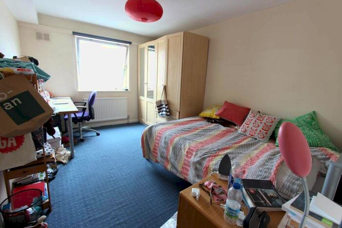 2 Bedroom Flat To Rent In Gresse Street, London, W1T