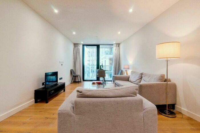 1 Bedroom Flat To Rent In Emery Way, London Dock, E1W