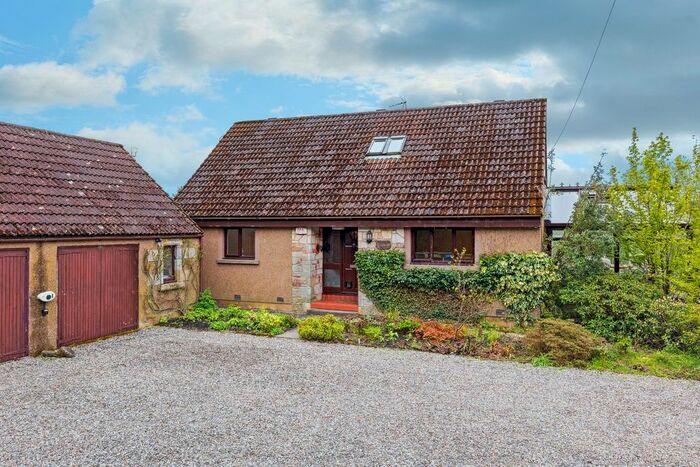 4 Bedroom Detached House For Sale In Forestmill, Alloa, Clackmannanshire, FK10