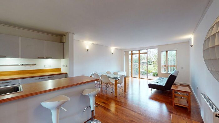 2 Bedroom Flat To Rent In Maurer Court, Mudlarks Boulevard, London, SE10