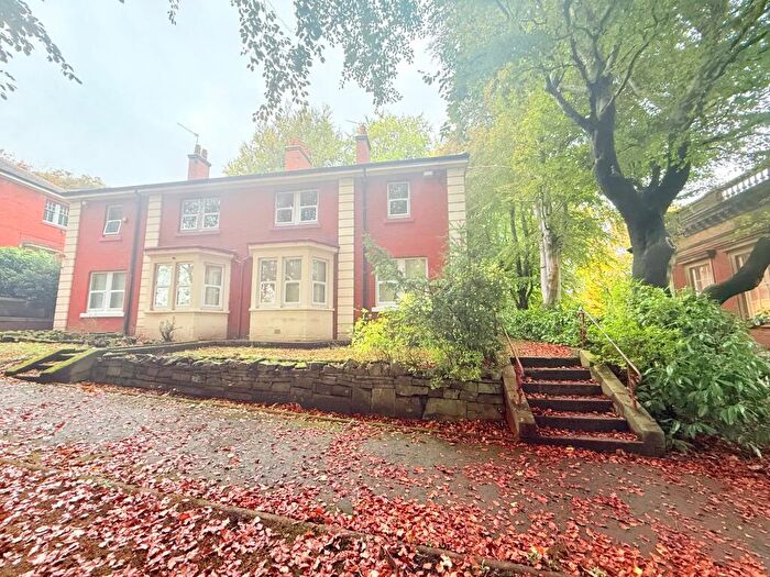 6 Bedroom Semi Detached House To Rent In Red Hill Villas, Durham, DH1