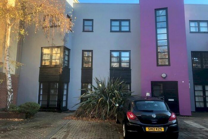 1 Bedroom Flat To Rent In Boot Lane, Bristol, BS3