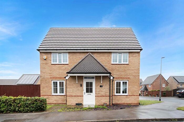 3 Bedroom Detached House For Sale In Field View, Brinsworth, Rotherham, S60