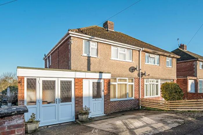 3 Bedroom Semi-Detached House For Sale In Beech Road, Botley, Oxford, OX2