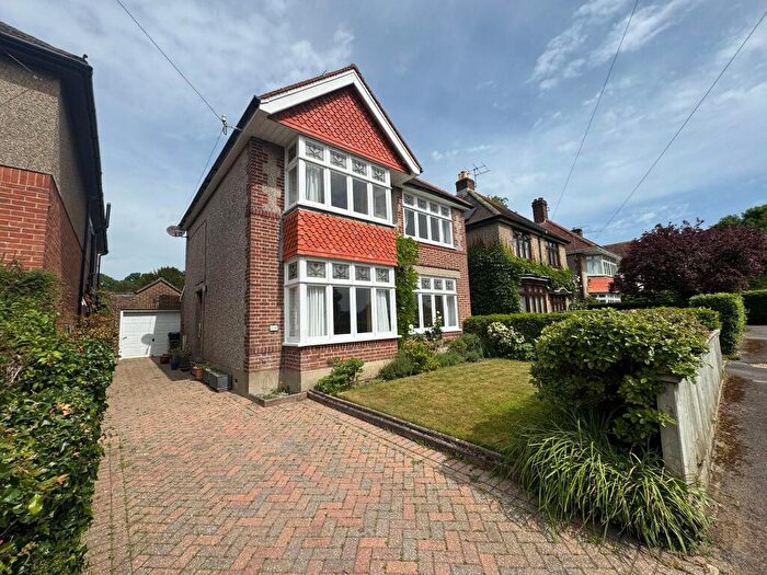 4 Bedroom Detached House To Rent In Redcotts Road, Wimborne Minster, Dorset, BH21