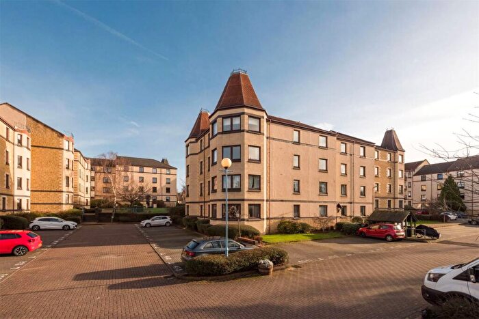 2 Bedroom Flat For Sale In West Bryson Road, Polwarth, Edinburgh, EH11