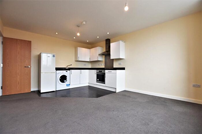 2 Bedroom Flat To Rent In Burleys Way, Leicester, LE1