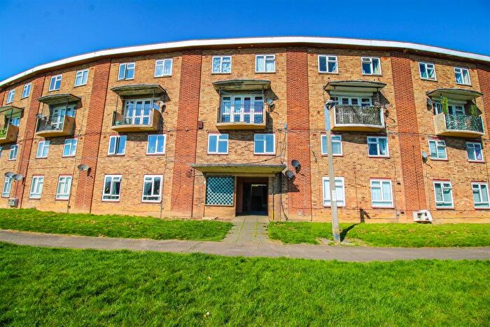 1 Bedroom Apartment To Rent In Pennymead, Harlow, CM20