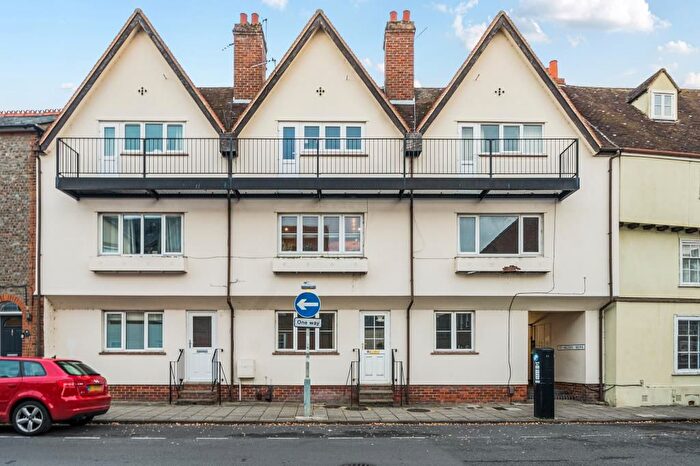 2 Bedroom Maisonette For Sale In Abingdon, Oxfordshire, OX14
