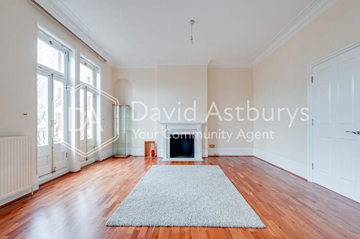 3 Bedroom Flat To Rent In Cunningham Court, Maide Vale, London, W9