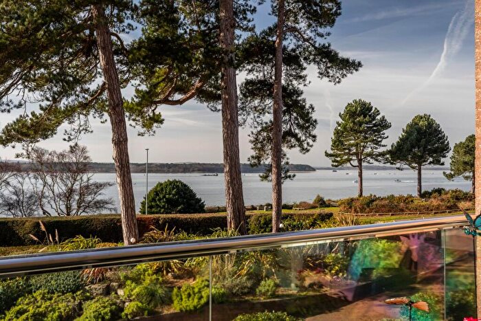 3 Bedroom Apartment For Sale In Harbour Watch Sandbanks Road, Evening Hill, BH14