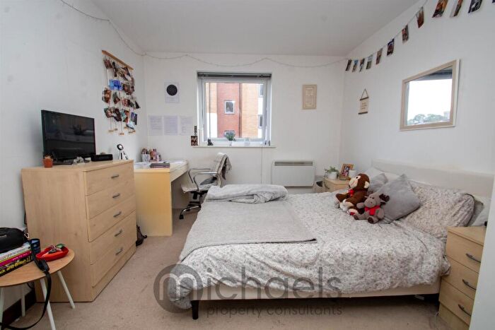 2 Bedroom Apartment To Rent In Sail House, Ship Wharf, Colchester, CO2