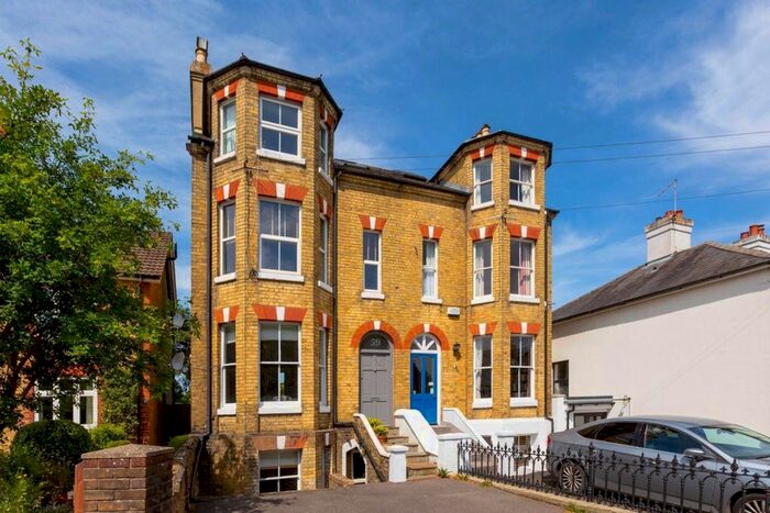 2 Bedroom Flat To Rent In Dartford Road, Sevenoaks, TN13