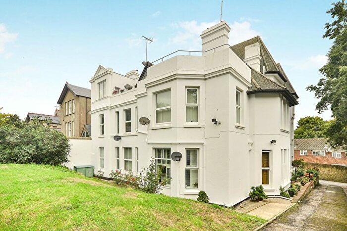 2 Bedroom Flat To Rent In Walmer Castle Road, Walmer, Deal, Kent, CT14