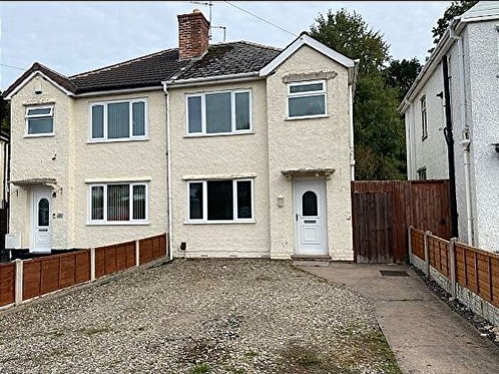 3 Bedroom Semi-Detached House To Rent In The Crescent, Tettenhall Wood, Wolverhampton, WV6