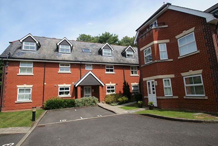 2 Bedroom Flat To Rent In Junction Road, Andover, SP10