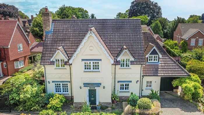 3 Bedroom Detached House For Sale In Snailwell Road, Newmarket, CB8