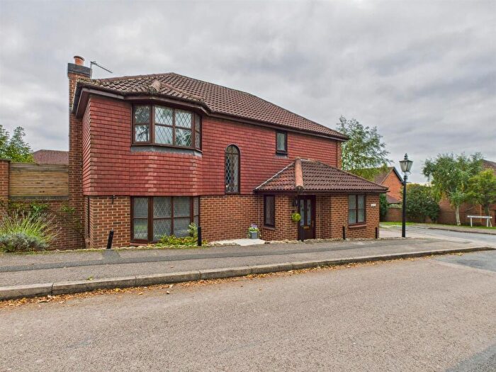 4 Bedroom Detached House For Sale In Memorial Road, Allestree, Derby, DE22