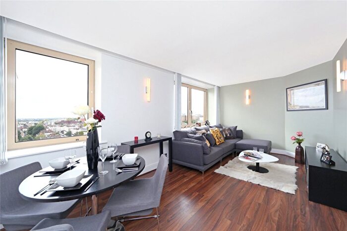 1 Bedroom Flat For Sale In Kings Road, London, SW3