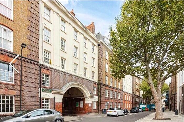 3 Bedroom Apartment To Rent In Redman House, Portpool Lane, Camden, London, EC1N