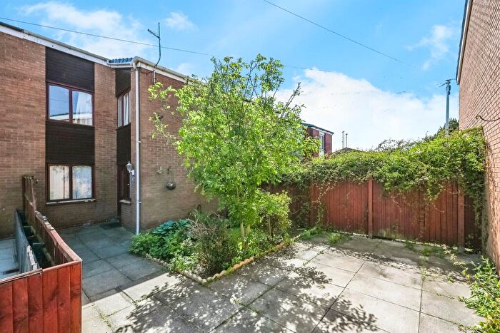 3 Bedroom Terraced House For Sale In Schomberg Street, Liverpool, L6