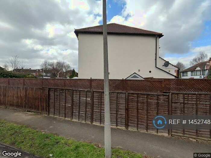 4 Bedroom Terraced House To Rent In St John's Road, Sutton, SM1