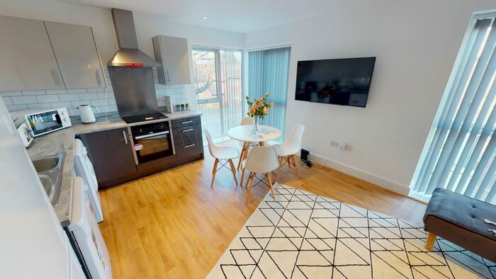 2 Bedroom Flat To Rent In Claude Street, Nottingham NG7