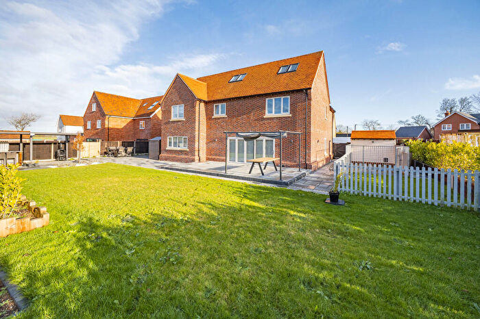 6 Bedroom Detached House For Sale In Waldingfield Road, Sudbury, Suffolk, CO10