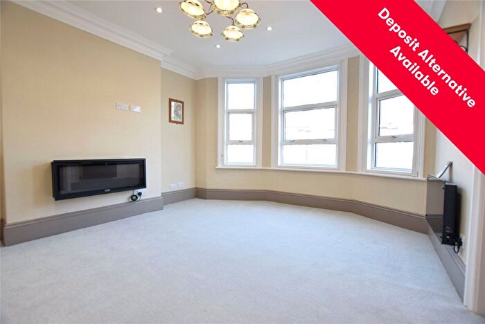 1 Bedroom Flat To Rent In Lime Hill Road, Tunbridge Wells, Kent, TN1