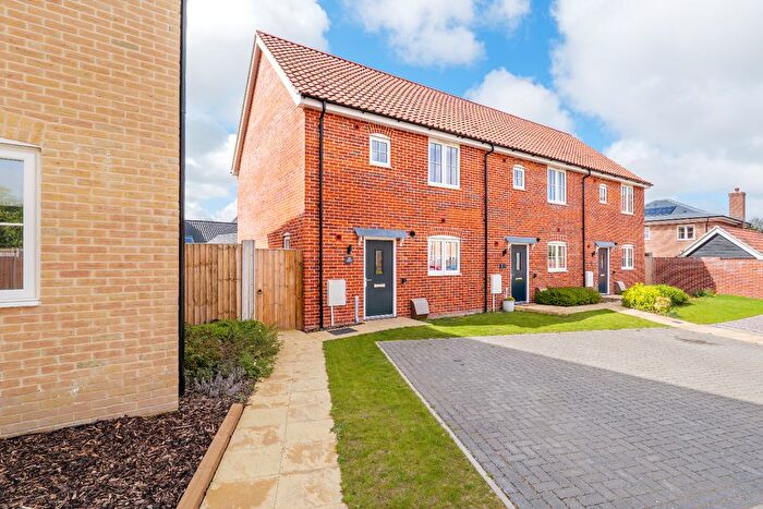 3 Bedroom End Of Terrace House For Sale In John Allison Avenue, Holt, NR25