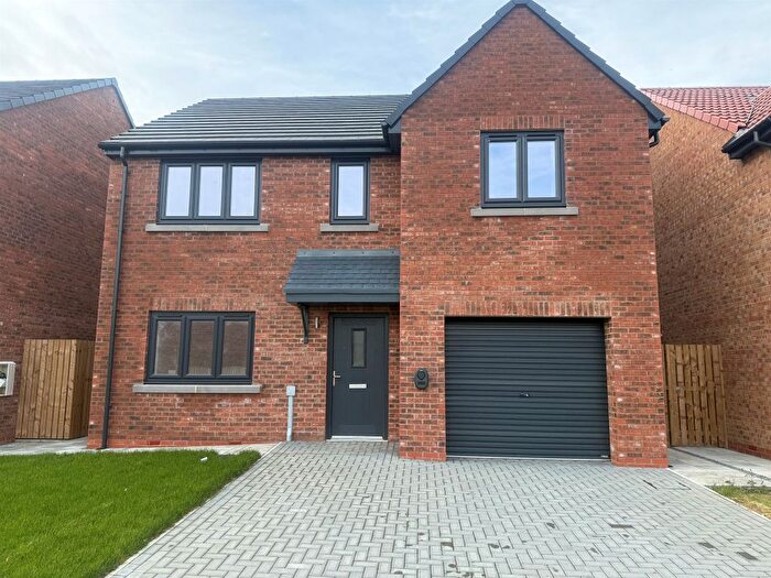 4 Bedroom Detached House For Sale In Woodside Meadows, Hartlepool, TS25