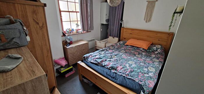 1 Bedroom Flat To Rent In Milton Place, Gravesend, Kent, DA12