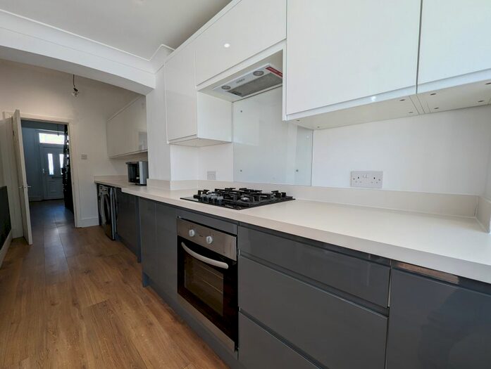 3 Bedroom Terraced House To Rent In Milman Street, Pillgwenlly, Newport, NP20