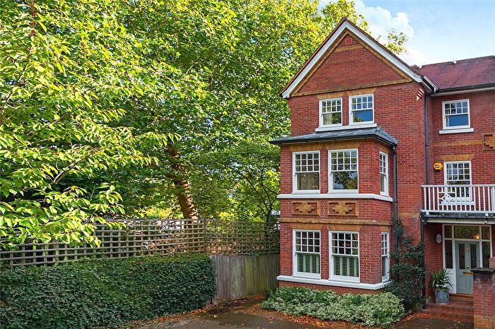 6 Bedroom Semi Detached House For Sale In Waldegrave Park, Twickenham, TW1